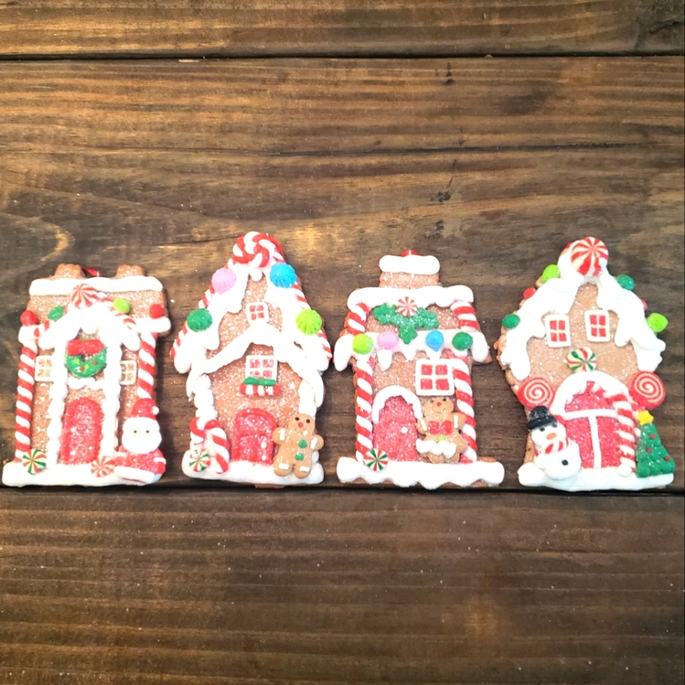 Set of 4 Claydough Gingerbread Houses